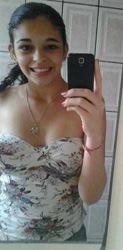 ♊ Geminiana , Sao Pauliina , SuperHiperMega Fãa do @luansantana &' Lucas Moura !! ∞ ((: TÔ SOLTEIIRA ! ;)   Seguee ?