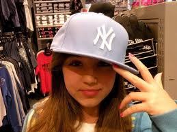 Careta,Idiota,Trocha,Feia,Loca, quer saber mais descubra ? (:
