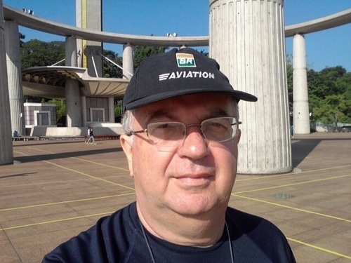 Meus favoritos, Tecnologia, Espiritualidade, Musica, Educação, Livros, Cinema, Natureza, Fotografia, Politica, Economia,Educação em Valores Humanos.
