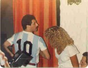 My Name Is Mariana ,I have 2 twitter accounts haha is @BadGirl_JacksMJ ... #MichaelJackson & #FreddieMercury