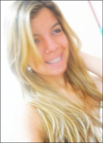 - * ∿  ֆֆ ' ⋆ DEUS ♥ 14 anoos , Corinthiana , loooira doos olhoos castanhoos (; , Adoro Sertanejo, fã do Cristiano Araujo,  ♪♫ !  Namoro com @Erick_Bernardo0