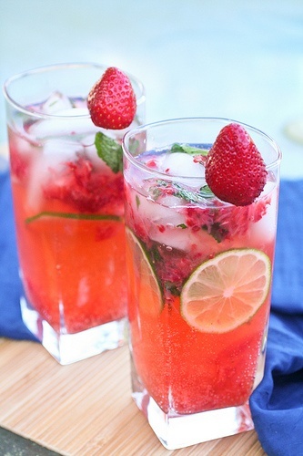 BottleBlvd delivers exquisite cocktail creations crafted by top bartenders to your door - all for less than a night out