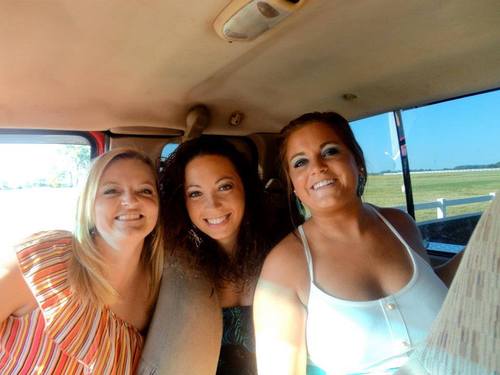 chels_coulter's profile picture. The happiness of your life depends on the quality of your thoughts.