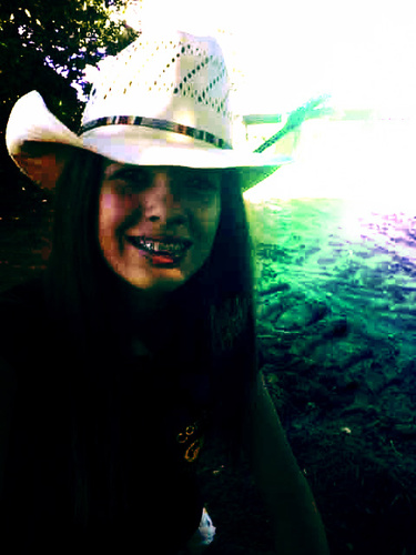 Acreditar que sonhar sempre é preciso..♪ .. Meu ídolo meu tudo @ChayLeao ♕