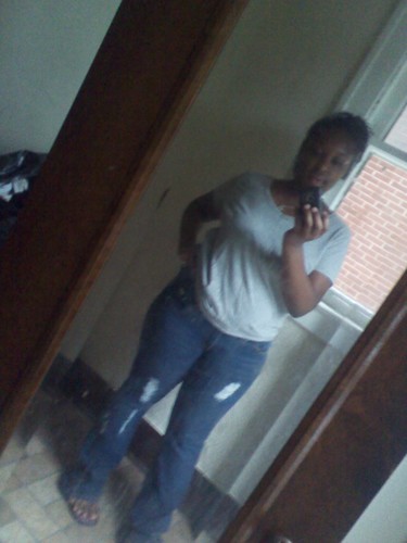 ItzTatti_Duhh's profile picture. TeamTattiDuhh, TeamReal, TeamItzBoutMehh, TeamNeverFake,TeamIdgaf, TeamGotYoNiggaChosen, TeamBadd, TeamTatti,TeamStunin TeamFollowBakk!!!!!