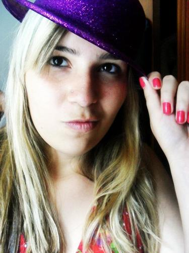 taina_dornelles's profile picture. 