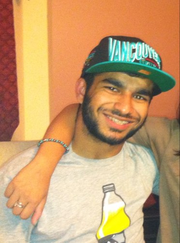 Fardeensayani's profile picture. 