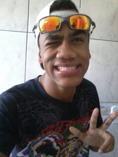 Vida longa para meus inimigos e invejosos , que mais á frente vão ver meu sucesso é não vai demorar muito pode ter certeza !*