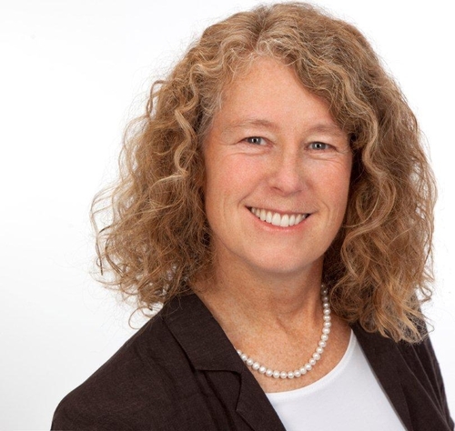 SandraDecius's profile picture. German Teacher (DaZ) for visually impaired refugees + Interpreting + Intercultural Training + Voice-over Speaking = https://t.co/VYcTMItNHM