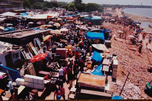 amdgurjaribazar's profile picture. 