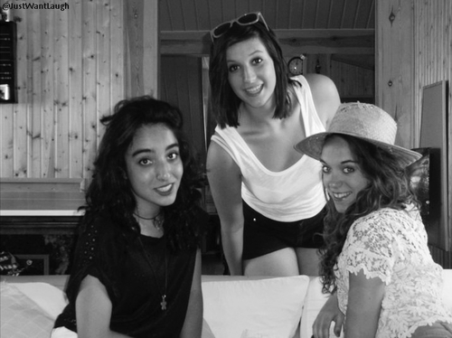 A little group of dreamers ;) Watch our covers in youtube ;D Hope that you like it @LuciaGarciaa  @SilviiaLoveHim @AinoaKidrauhl