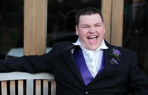 DraikenTheDuck's profile picture. Beast Livestreamer and an all around nice bloke (Not Block). Hope you have fun watching the stuff I do. Enjoy your time here.