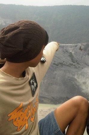 ◤(¬‿¬)◥  Aditya Dermawan : STRONG IS LIFE : ◤(¬‿¬)◥