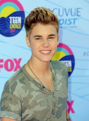 Official Fan Club ! Personal Twitter ♥ I Love You Justin Bieber ®