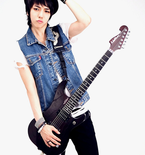 Verified RolePlayer of @TrueLove_RP | Ulzzang = Park Tae Jun | 85 Lines | My lovely is @YY_UlzzHyojin ♥ She's everything's to me :* | ({300712}) ♥ :3