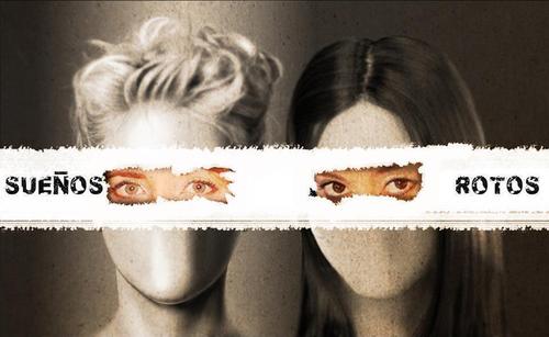 Estamos presentando la obra de teatro SUEÑOS ROTOS. Sábados 23 hs. eN Querida Elena, Pi y Margall 1124- Reservas: grupopulpa@gmail.com