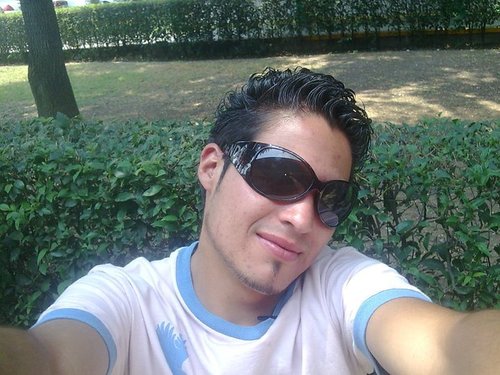 KenhiFranz's profile picture. Alegre, me gusta bailar, jugar voli... Futuro Lic. :D y pues.. conozcanme, no se van a arrepentir (anuncio jajaja)