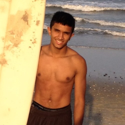 harsh615's profile picture. 