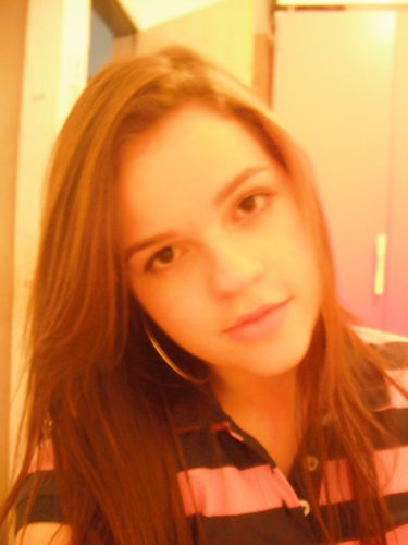 Vivihelem's profile picture. Tenho 15 Anos, cursando o 2º ano do ensino médio, Gosto de sair à noite, adoro shows, açaí, chocolate.. e namoraar, é claro!! ;D
- Ps.: Amo Jorge&Mateus :3