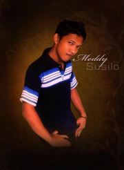 meddymessi's profile picture. Katakan tidak bila kau memang tak cinta padaku..!

Aku tau cintamu tak seberat penderitaanku..
( ^_^)(^_^ )