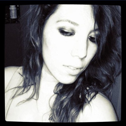 karinawhoever's profile picture. animal lover, artistics, outdoorsy, tattoos