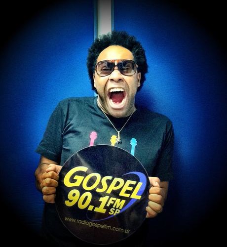 Criei esse perfil no Twitter para demonstrar meu carinho pelo Thalles, ele sem saber tem me ajudado muito através de suas canções ! Criado no dia 24/07/12