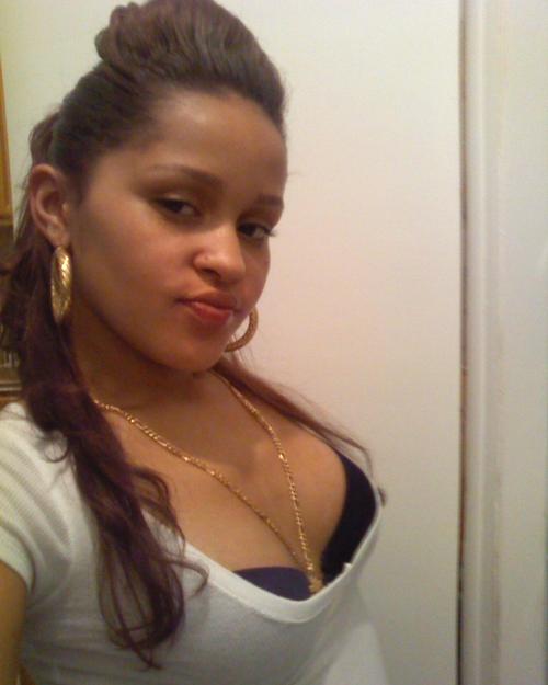 iiM_0FFiiCaL's profile picture. 