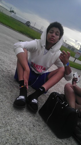 FlightsxSkype_'s profile picture. #fuckDarae .