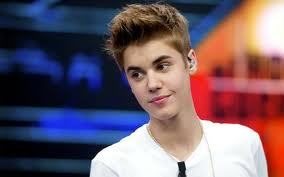 Nunca segure uma lagrima para mostrar que e FORTE...mas deixe-a rolar para mostrar que tem SENTIMENTOS i love you @justinbieber