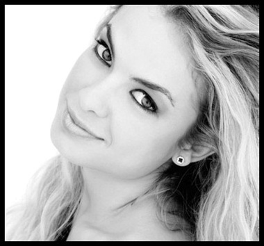 oi eu me chamo vitoria . eu sou legal mas quando me enrritam  fico muito brava . sou fã club da Lua Blanco (Roberta) . não sou a verdadeira apenas fã club. bjs.