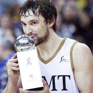 SergioLlullFans's profile picture. Twitter oficial del club de fans del base del Real Madrid Sergio Llull.