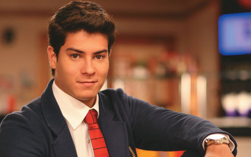 Minha vida se resume em 2 pessoas: @Lua_Blanco e @Aguiarthur . LuAr FOREVER :33 |  Seegue, sigo de volta *-*