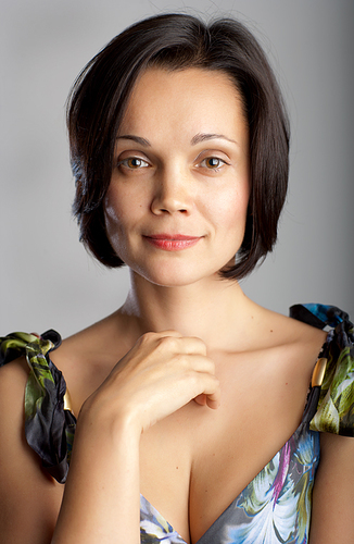 Энергопсихолог, целительница, веду тренинги и семинары по гармонизации и духовному росту, осознанная Женщина планеты Земля, автор проекта Дыхание Сердца