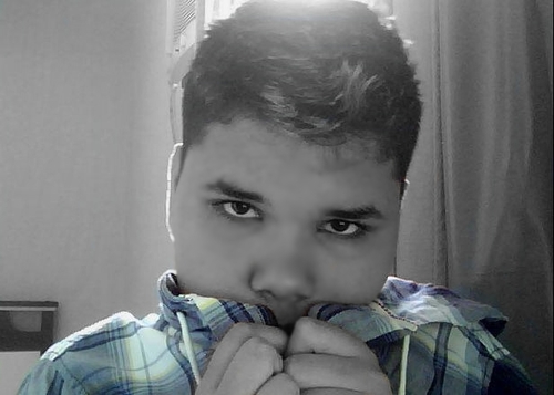 Bom esses Twitter foi feito eim pro @Nandoobiell por que queriamos omenagiar nosso idolo desculpa os erros de portugues