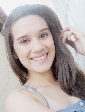 Porque metade de mim é platéia
e a outra metade é canção. http://t.co/r4EUvU0OrA