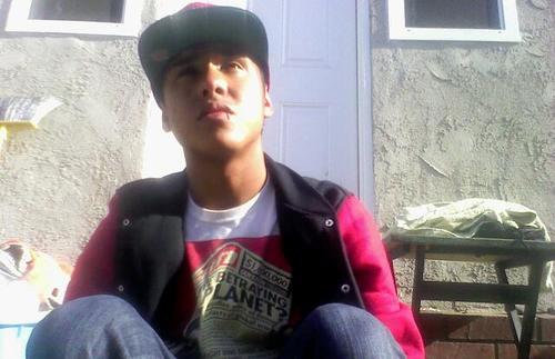 ObeyyRodgers's profile picture. #God #Family #Food #Night Life #The Hundreds #Supreme #Tumblr http://t.co/LhTx9zAMKO . Get To Know Me Message Me Or Tweet Me I Don't Bite (;