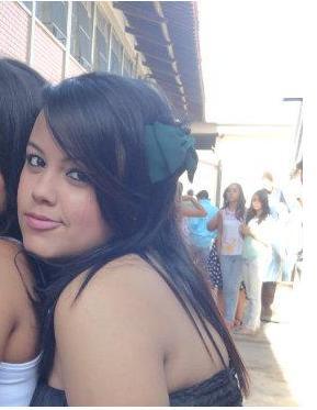 ←sσu rockera siiм, є daii??
тєηнσ ceяtezαα q sσu αquєℓα quє vσcê iiмiтα ηα fяєηтє ∂σ єsρєℓнσ
αquєℓαα quє vσcєє мσяяє ∂є iηvєﻝααααα ;x