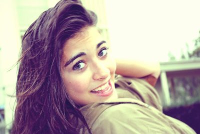 Follow me,  i follow back ;)
Par contre si tu unfollow je fais pareil ;)