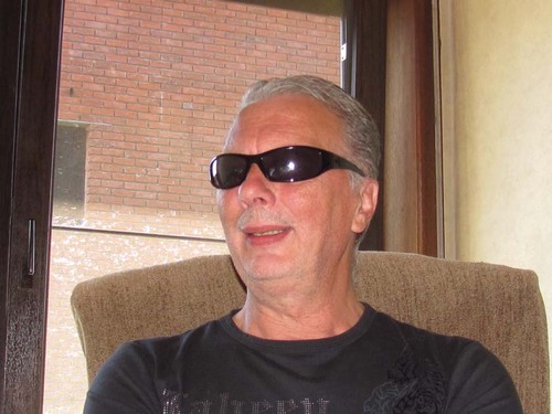 leon_mmm's profile picture. musicmaker  ----
listen and download free chill instrumental music !
have fun !
http://t.co/xw6gTyMnkp
cheersz,