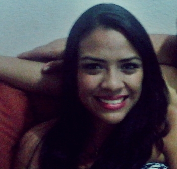 Apaixonada por Jesus,estudante de moda,professora de inglês e chocolatra assumida.AMO as coisas simples da vida,pra mim são as melhores! enfim,sou mt felizz!!