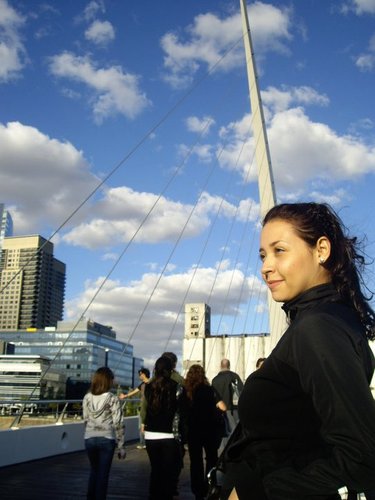 Ena_Bula's profile picture. Diseñadora industrial Esp en biodiseño y productos mecatrónicos, enfocada al diseño inclusivo. Creo que la discapacidad es 100% mental