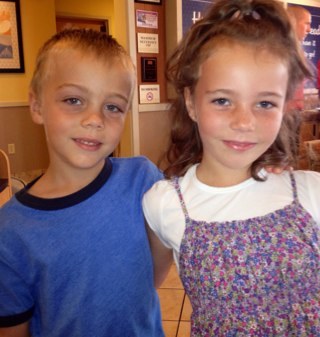 nyebeth's profile picture. 