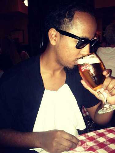 simonsosimple's profile picture. if you not followin me your LOST!