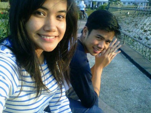 dewi_ank's profile picture. moslem, silent type, love meat :D