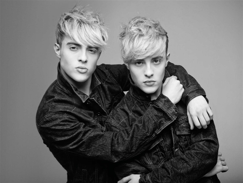 Croatian girl 16 love two amazing boys in the world JEDWARD.. this is my OLD account so follow me on my NEW one.. @JedicatedKaty