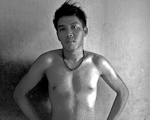 i'm Chief executive officer Karefa art gallery,
kibordist lawsains band,
pengelola ke!ko cafe,