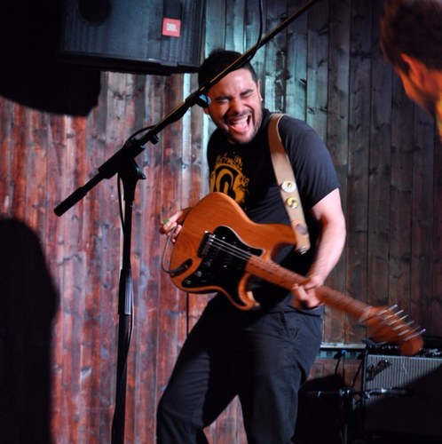 eddigonzalez's profile picture. guitarrista de @nipels https://t.co/6BpA18xHMi