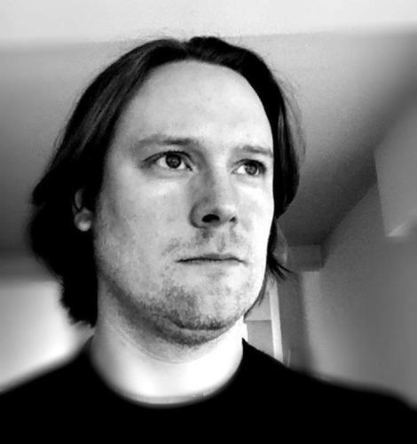 father of 2 - customer service manager - old school heavy metal - stephen king books addict - gaming is not a crime - whisky lover