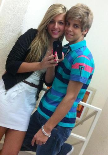 Dona: @20Beeijaar
Msn:. fcrenangustavo@hotmail.com
FC dedicado ao lindo do @njkl51