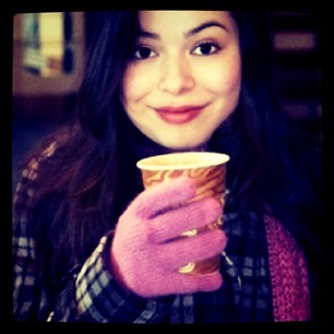 Rissa | 17 | friendly, helpful, smart, Jeremy's older sister | RP | Taken|